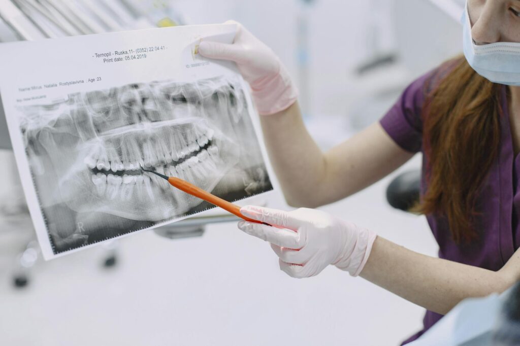 CRC na odontologia: o que é e como utilizar na sua clínica