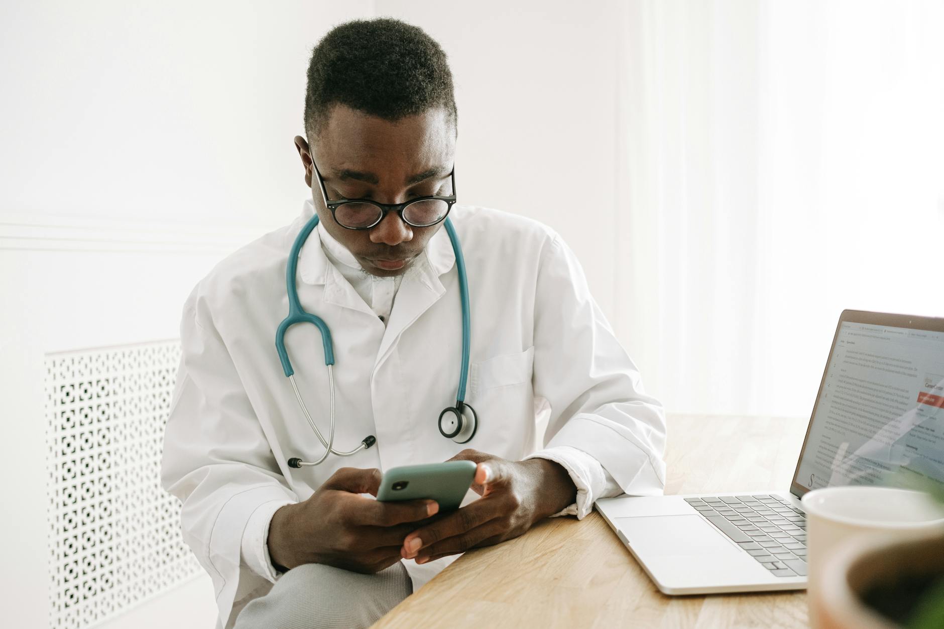 Instagram Para Médicos: Como Utilizar Anúncios Para Aumentar A Captação De Pacientes
