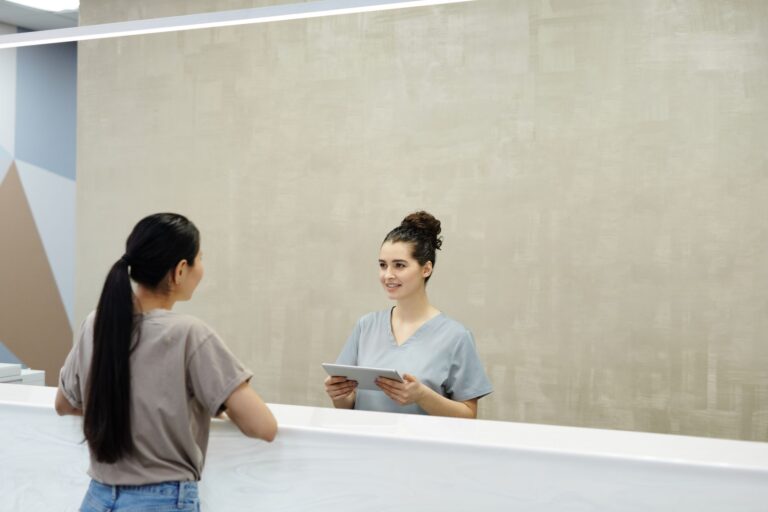 melhorar recepcao clinica
