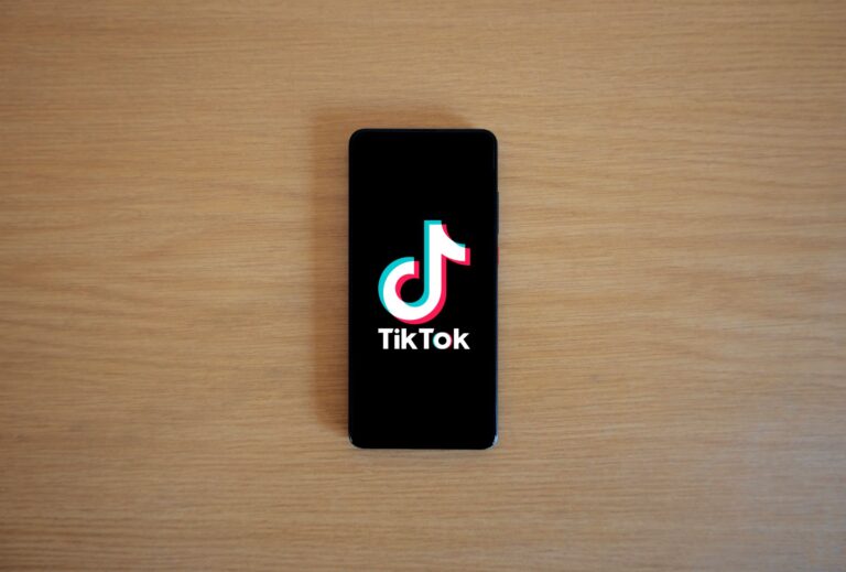 videos curtos reels tiktok